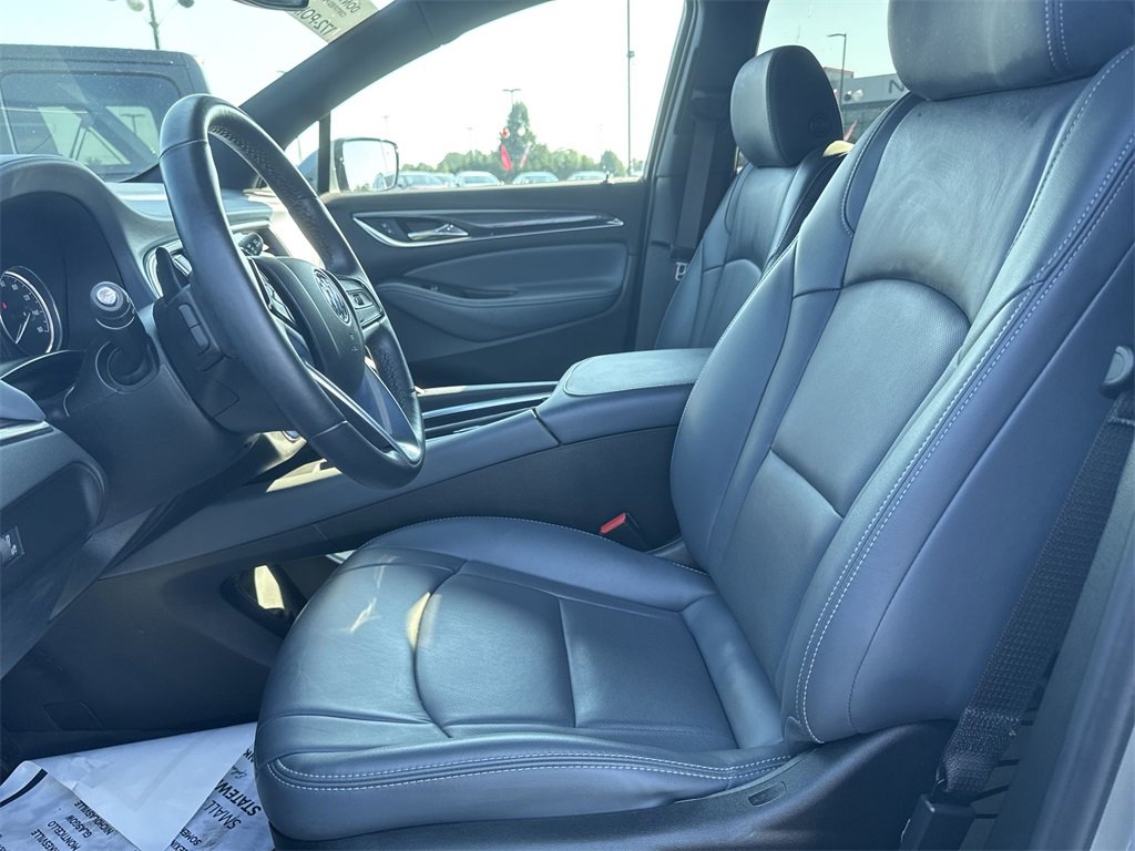 Used 2023 Buick Enclave Essence w/ Experience Buick Package image 17