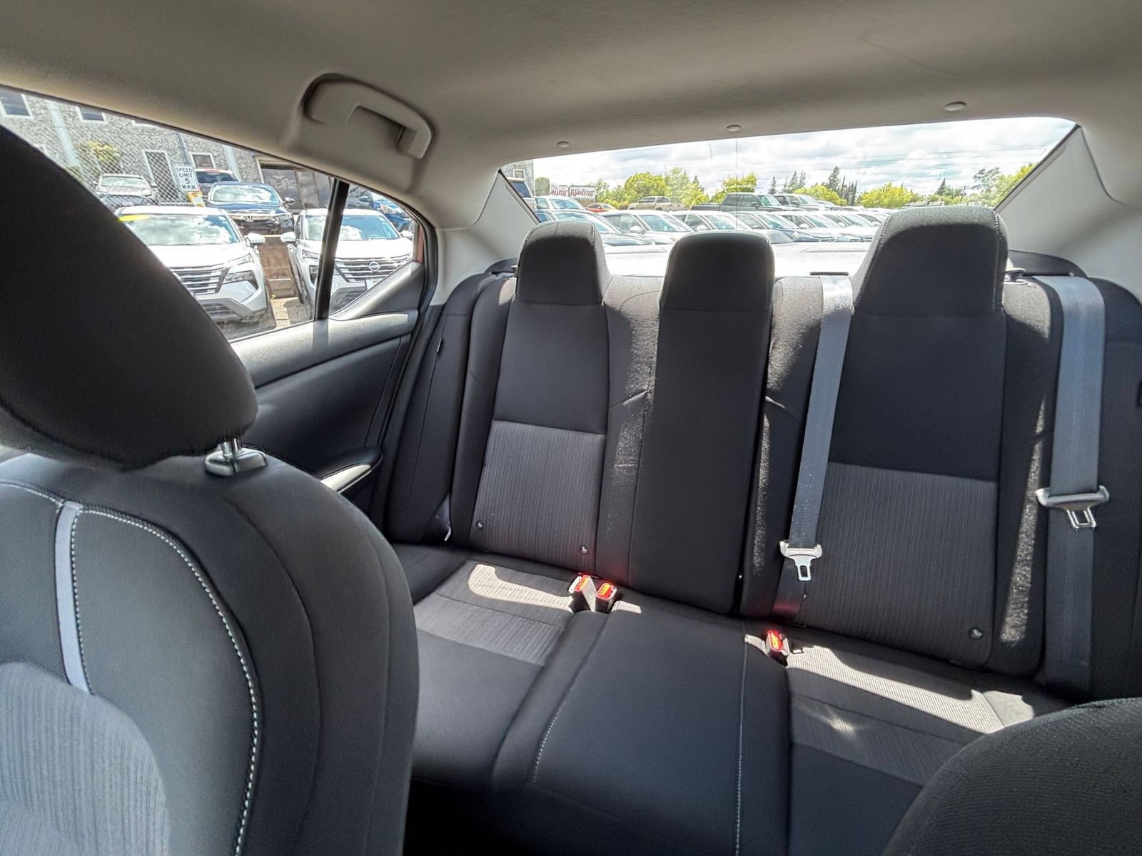 Used 2025 Nissan Sentra SV FWD image 37