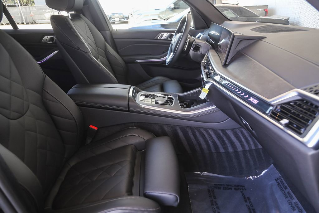 Used 2026 BMW X5 xDrive40i AWD/4WD image 13