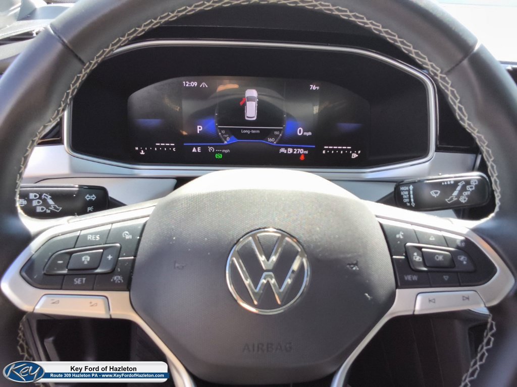 Used 2026 Volkswagen Taos SE AWD/4WD image 28