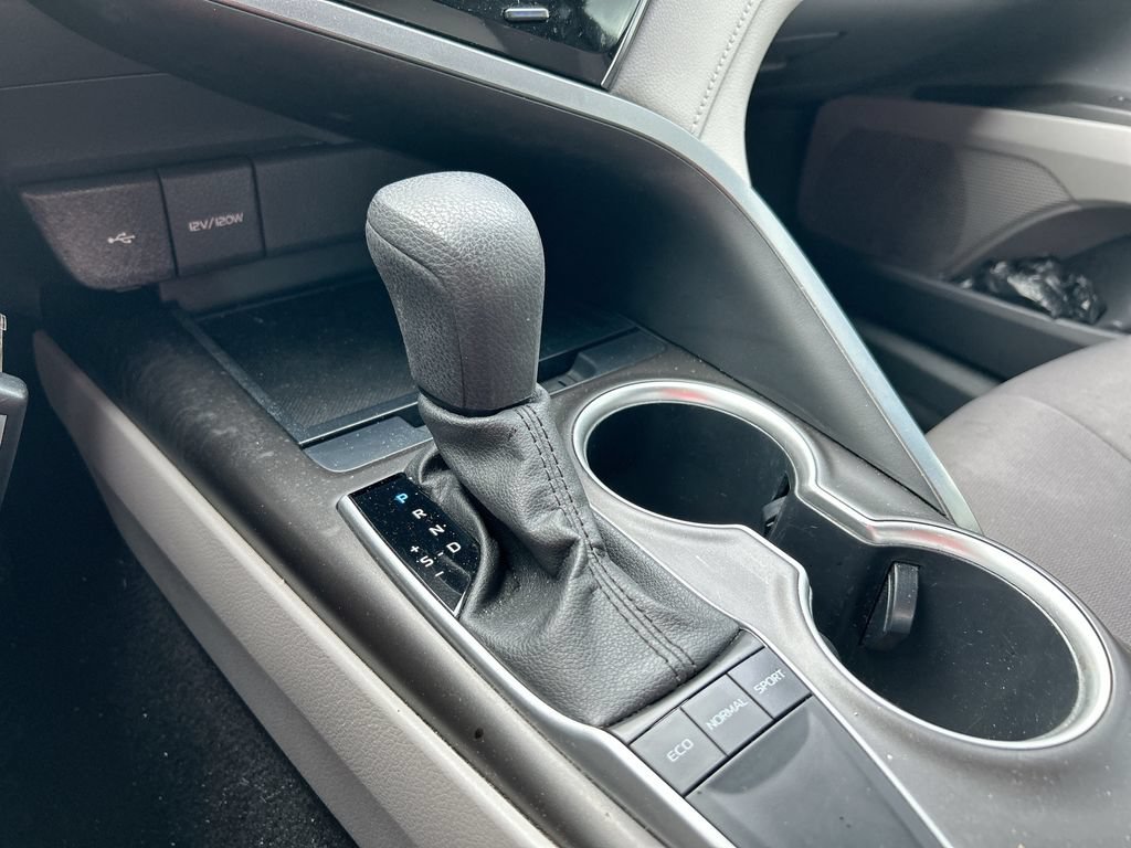 Used 2023 Toyota Camry LE FWD image 25