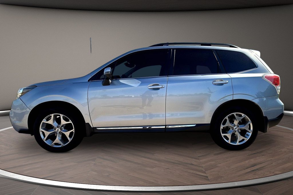 Used 2018 Subaru Forester 2.5i Touring AWD/4WD image 4