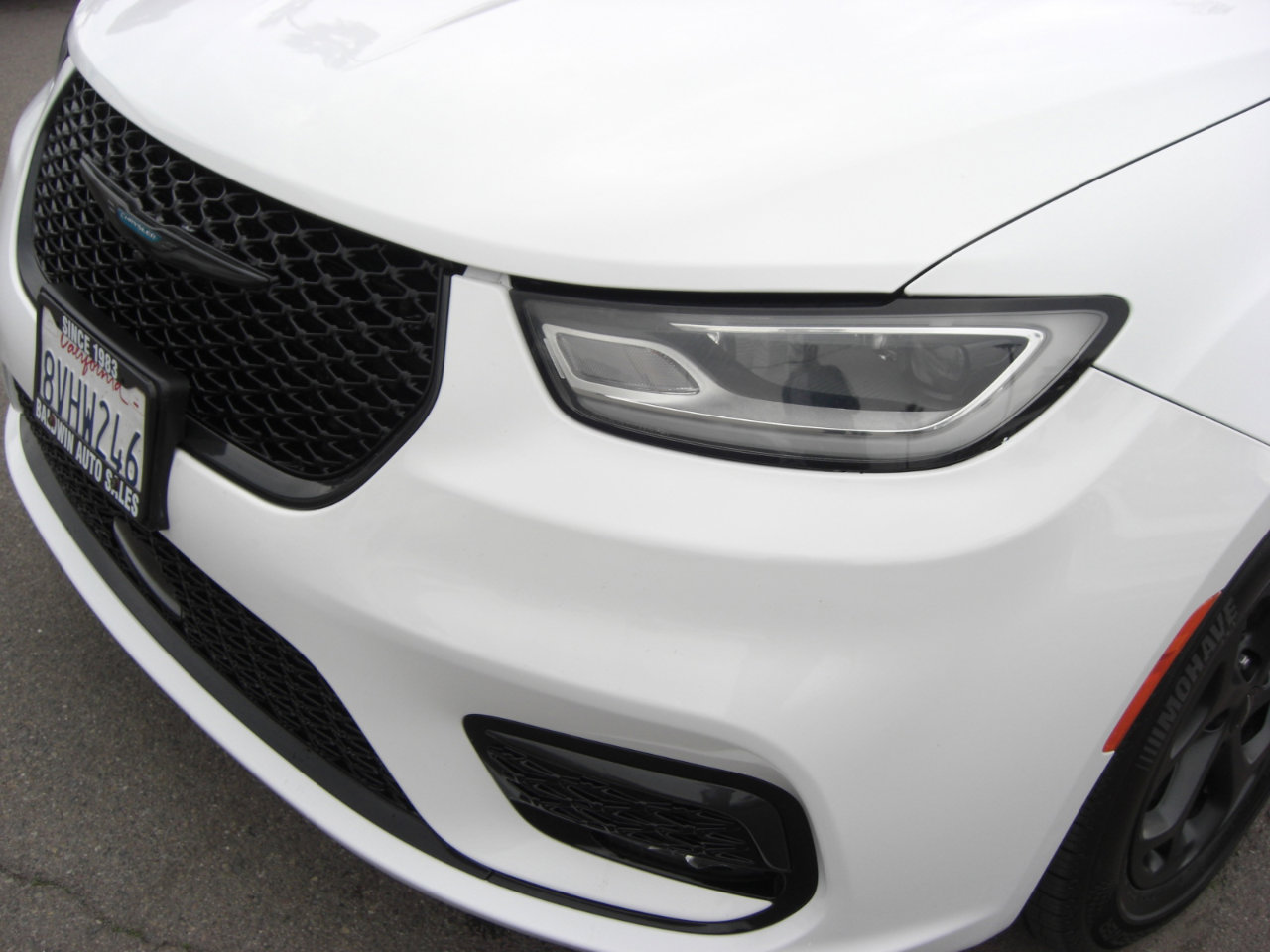 Used 2021 Chrysler Pacifica Touring w/ S Appearance Package image 6