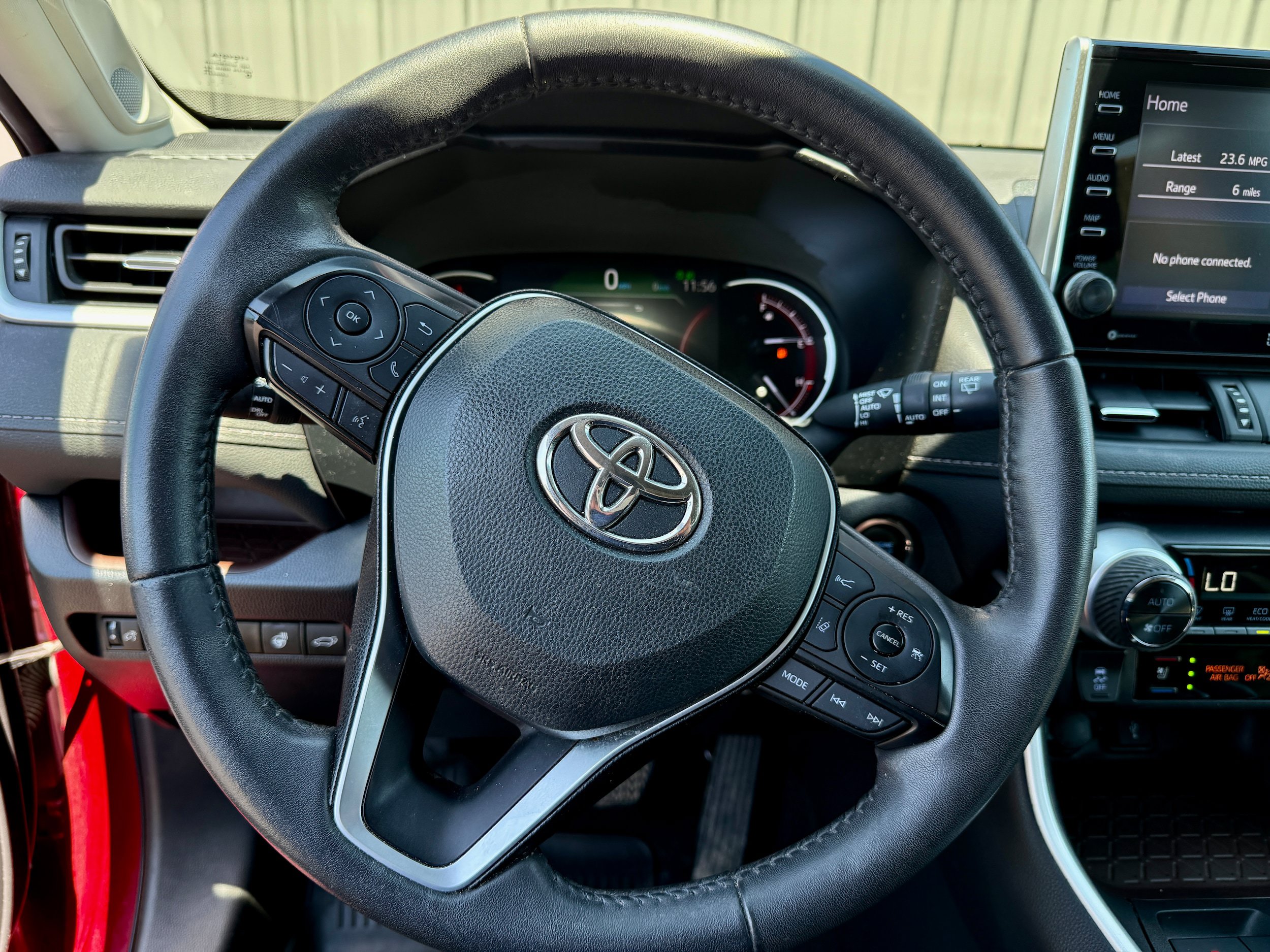Certified 2022 Toyota RAV4 Limited w/ Limited Grade Weather Package AWD/4WD image 24
