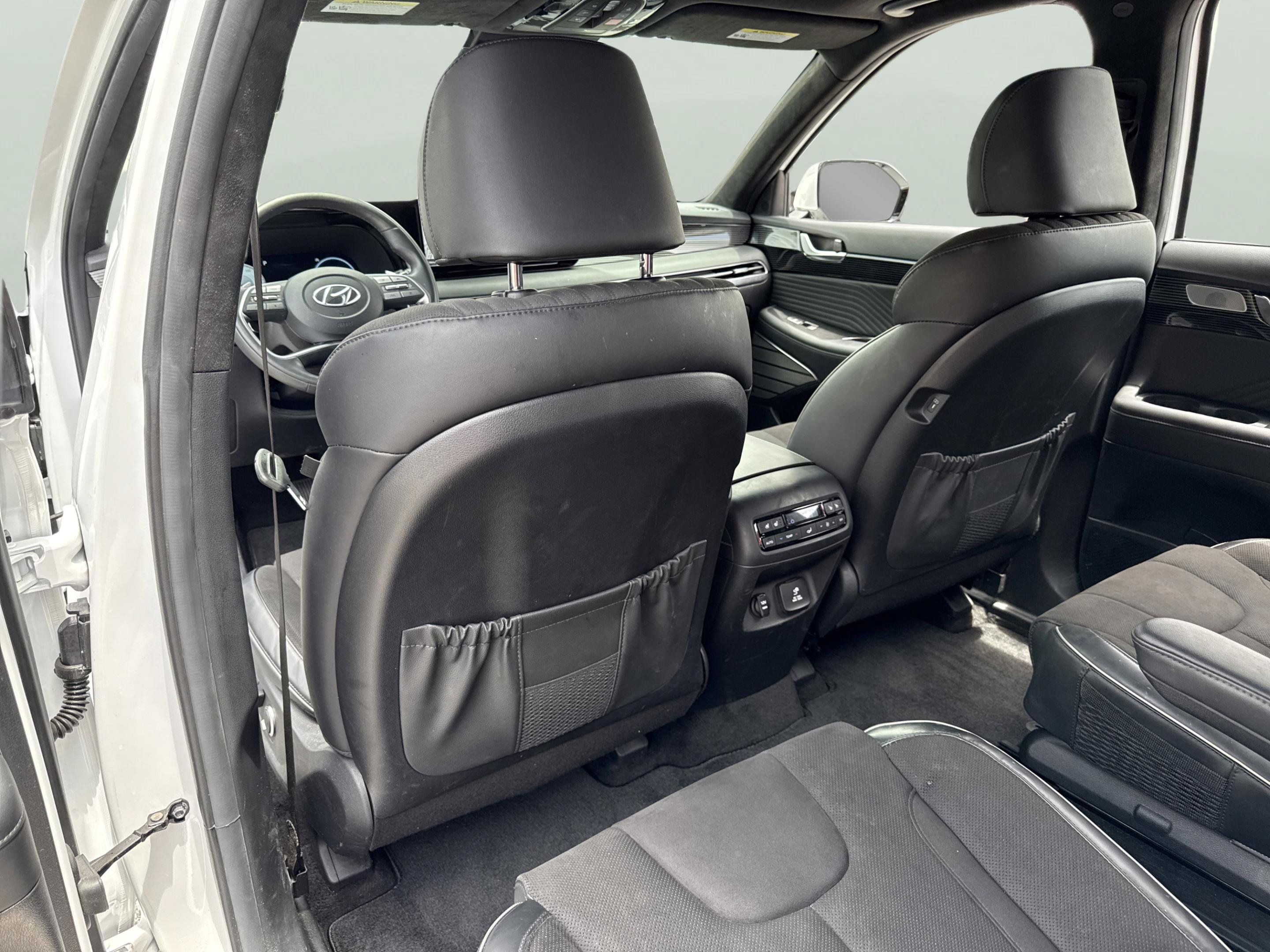 Used 2024 Hyundai Palisade Calligraphy AWD/4WD image 29