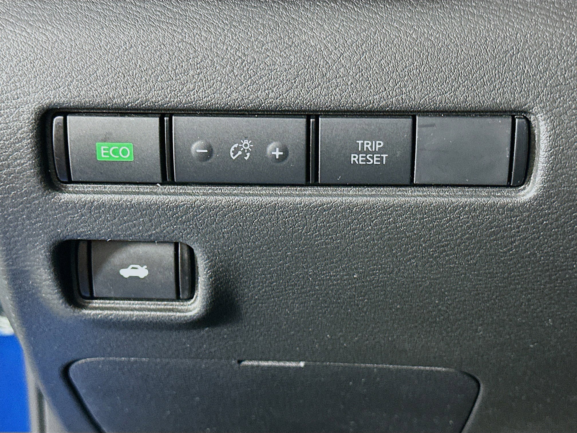 Used 2024 Nissan Sentra SV image 17