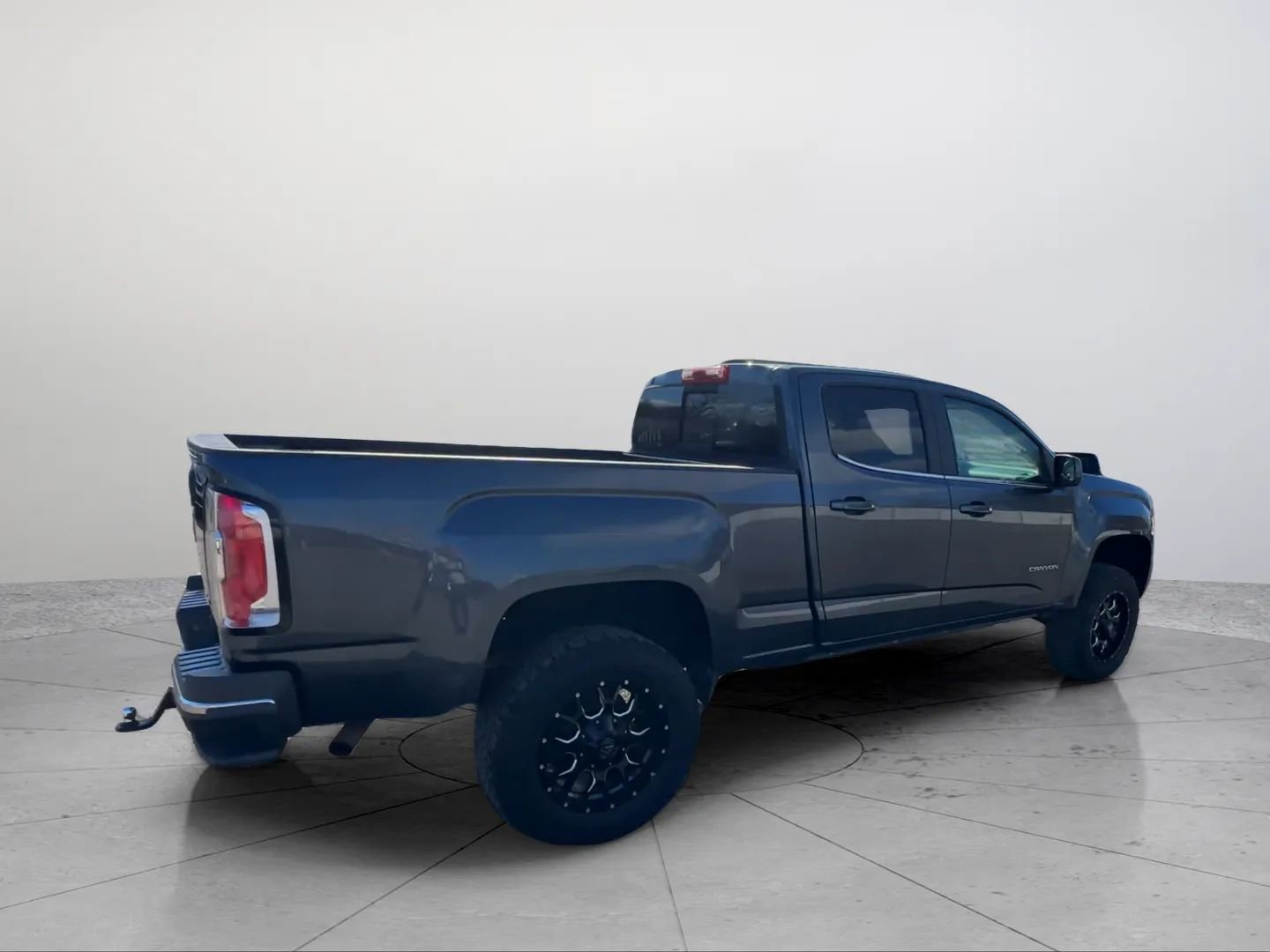 Used 2016 GMC Canyon SLE w/ SLE Convenience Package image 5