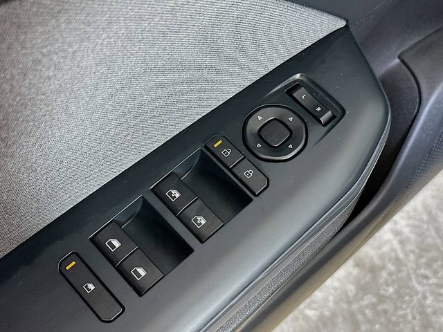 Used 2025 Kia K4 EX image 8