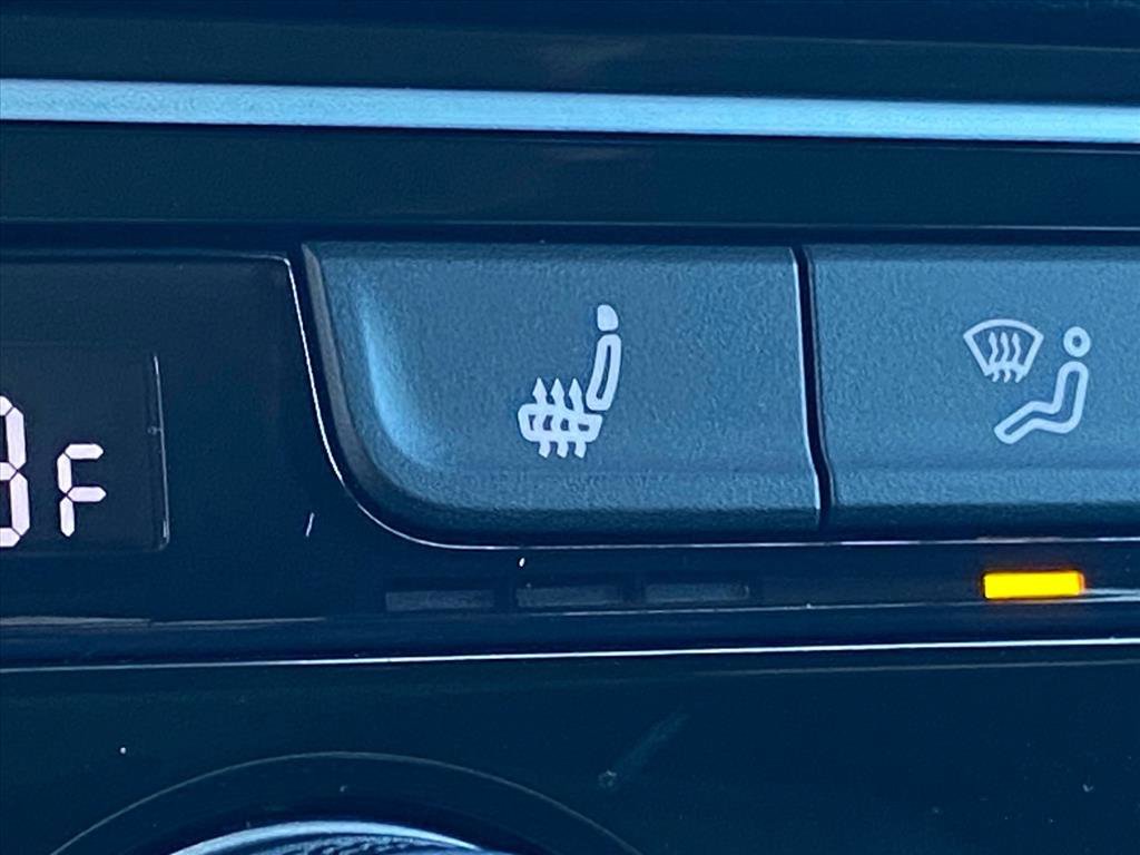 Certified 2023 Volkswagen Atlas Cross Sport SEL image 15