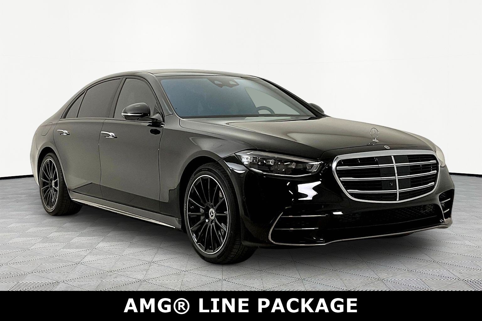 Certified 2023 Mercedes-Benz S 500 4MATIC w/ AMG Line image 3