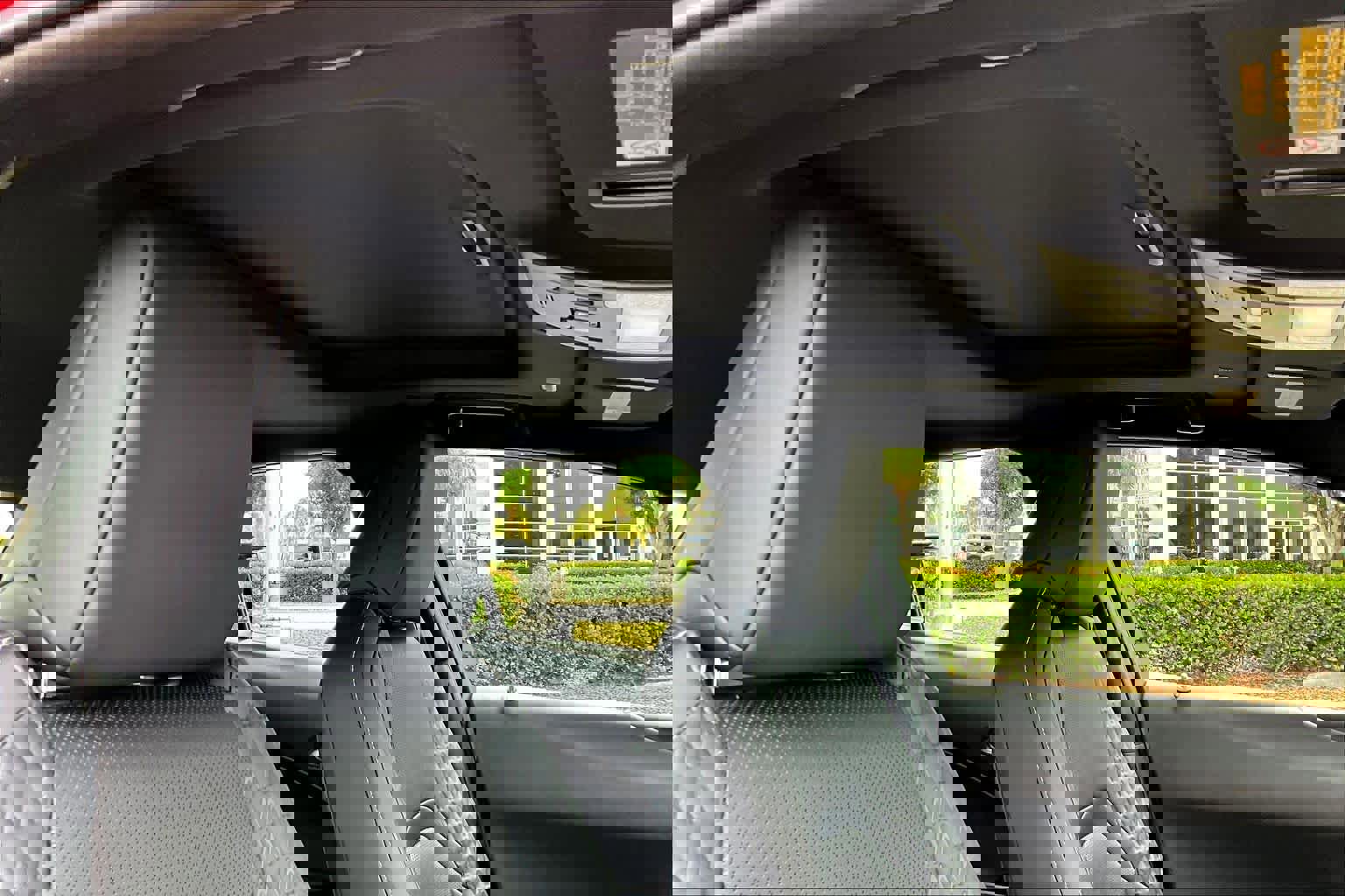 Used 2020 Lexus UX 200 w/ Premium Package image 14