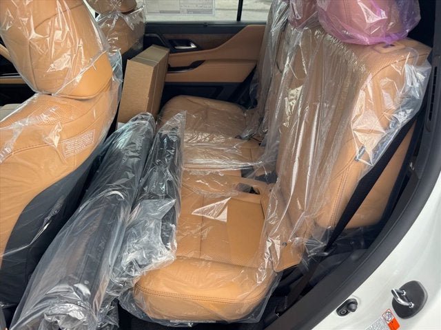 New 2026 Lexus LX 600 4WD w/ Accessory Package (2T) image 8