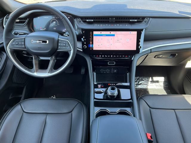 New 2026 Jeep Grand Cherokee L Limited w/ Luxury Tech Group II AWD/4WD image 2