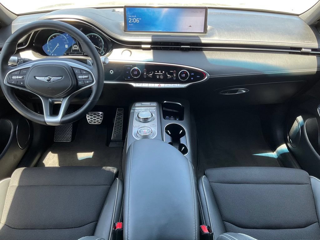 Used 2024 Genesis GV70 2.5T w/ Sport Prestige Package AWD/4WD image 33