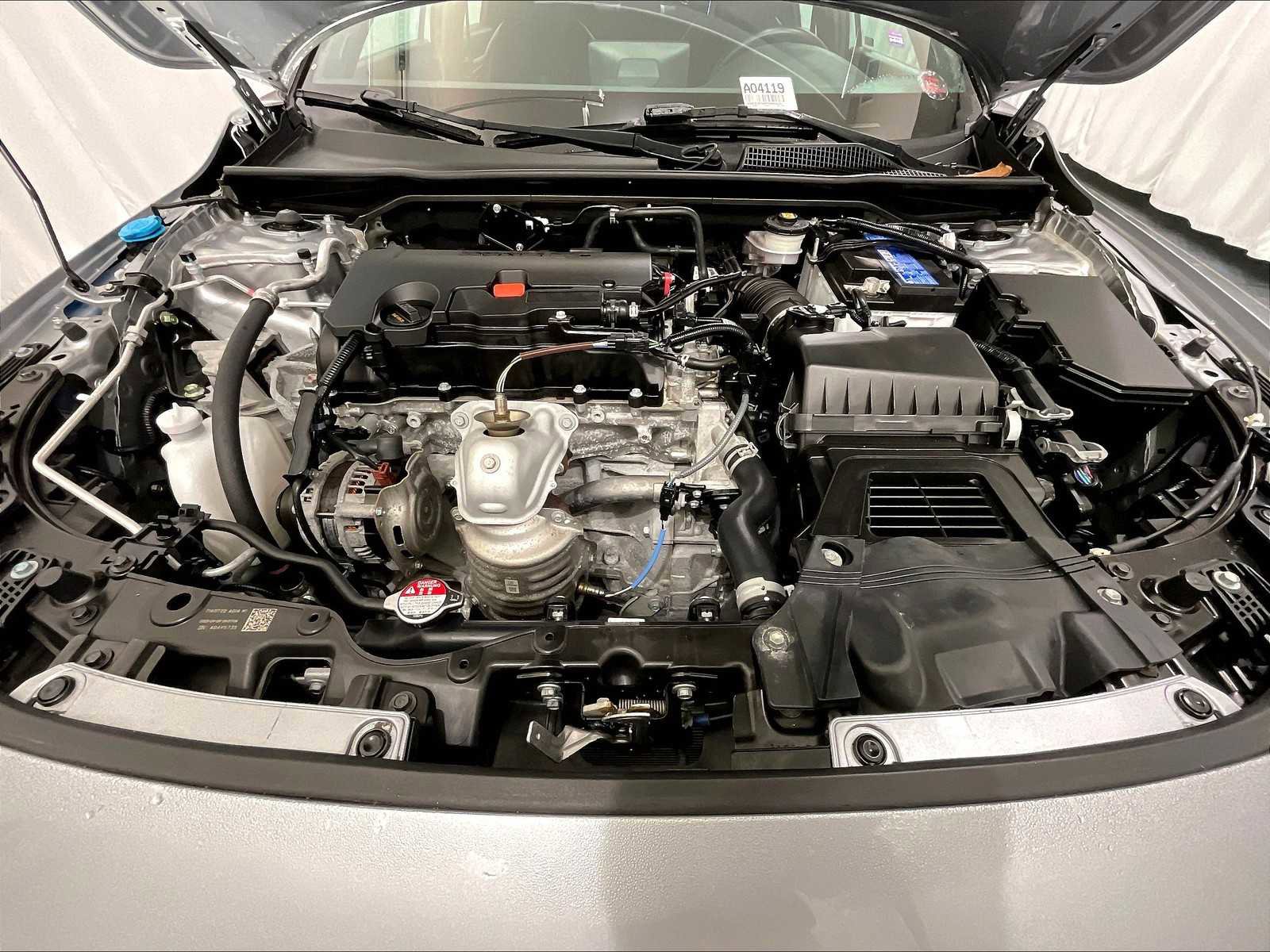 Used 2024 Honda Civic Sport image 28