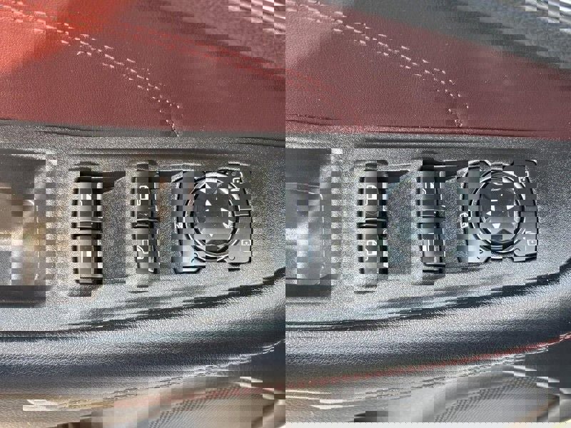 Used 2022 Ford Edge Titanium w/ Equipment Group 301A image 24