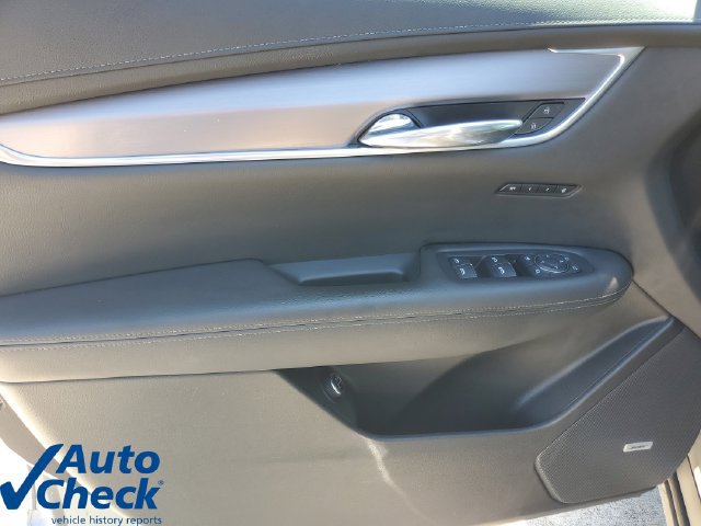 Used 2024 Cadillac XT6 Luxury FWD image 22