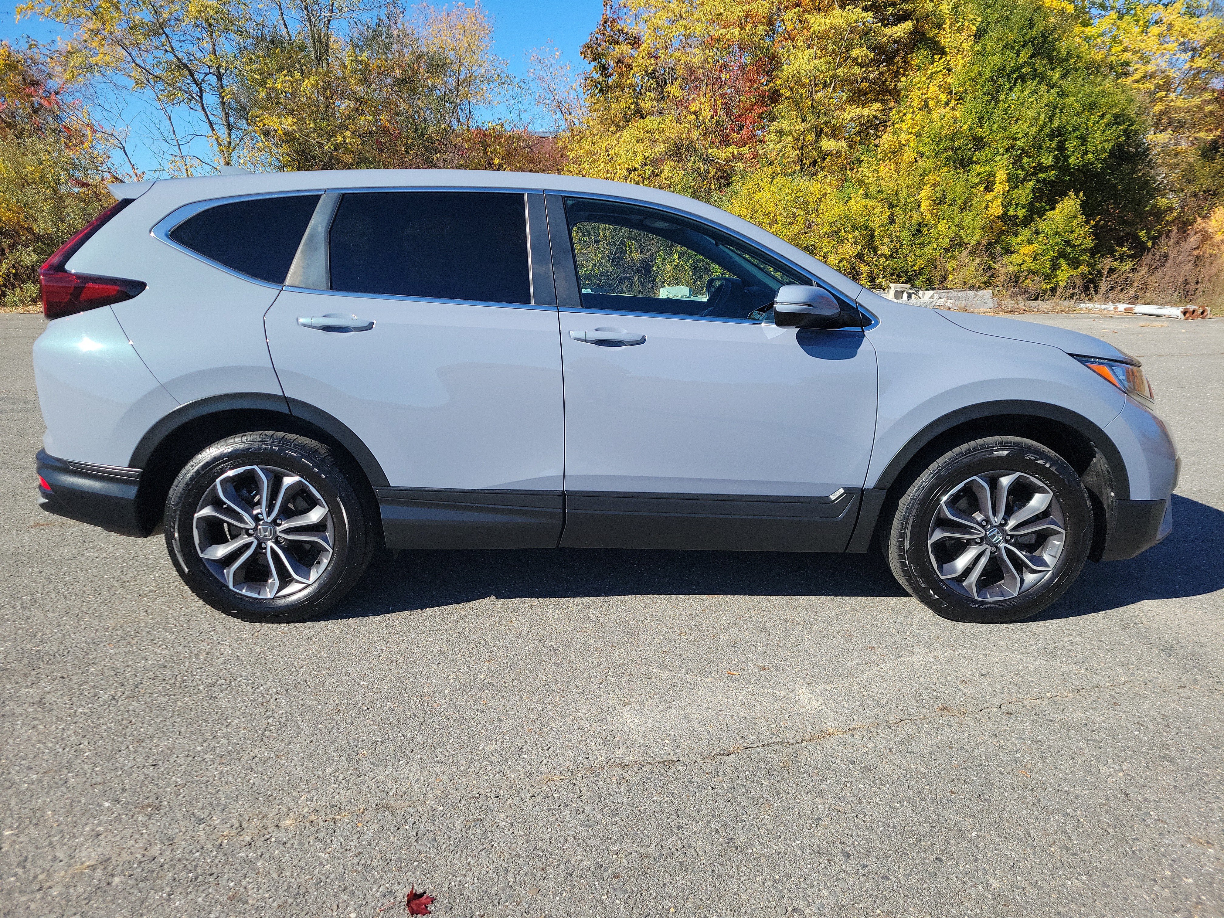 Used 2022 Honda CR-V EX image 4