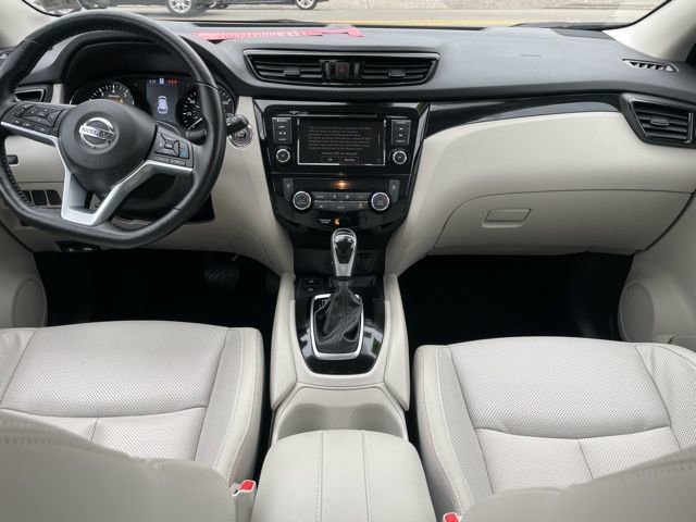Certified 2022 Nissan Rogue Sport SL AWD/4WD image 10
