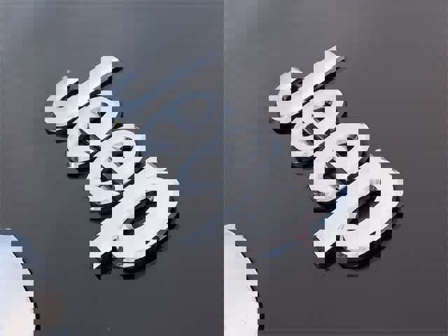 Used 2018 Jeep Cherokee Limited w/ Trailer Tow Group image 12