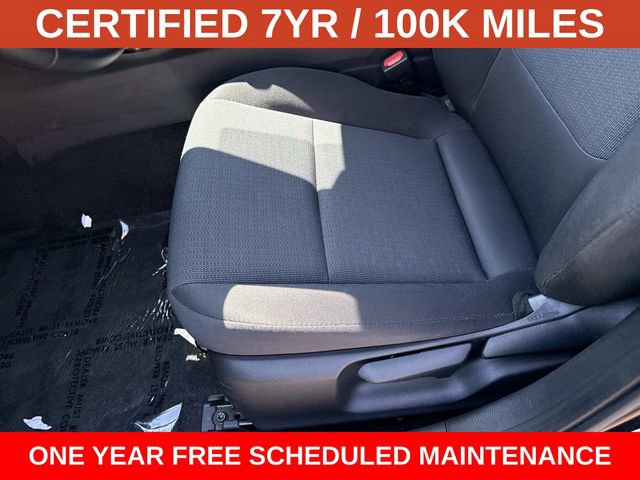 Used 2025 Toyota Prius LE FWD image 15