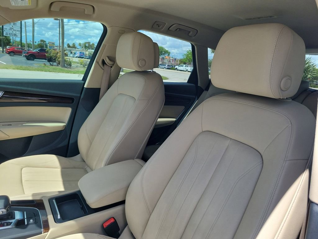 Used 2019 Audi Q5 2.0T Premium image 19