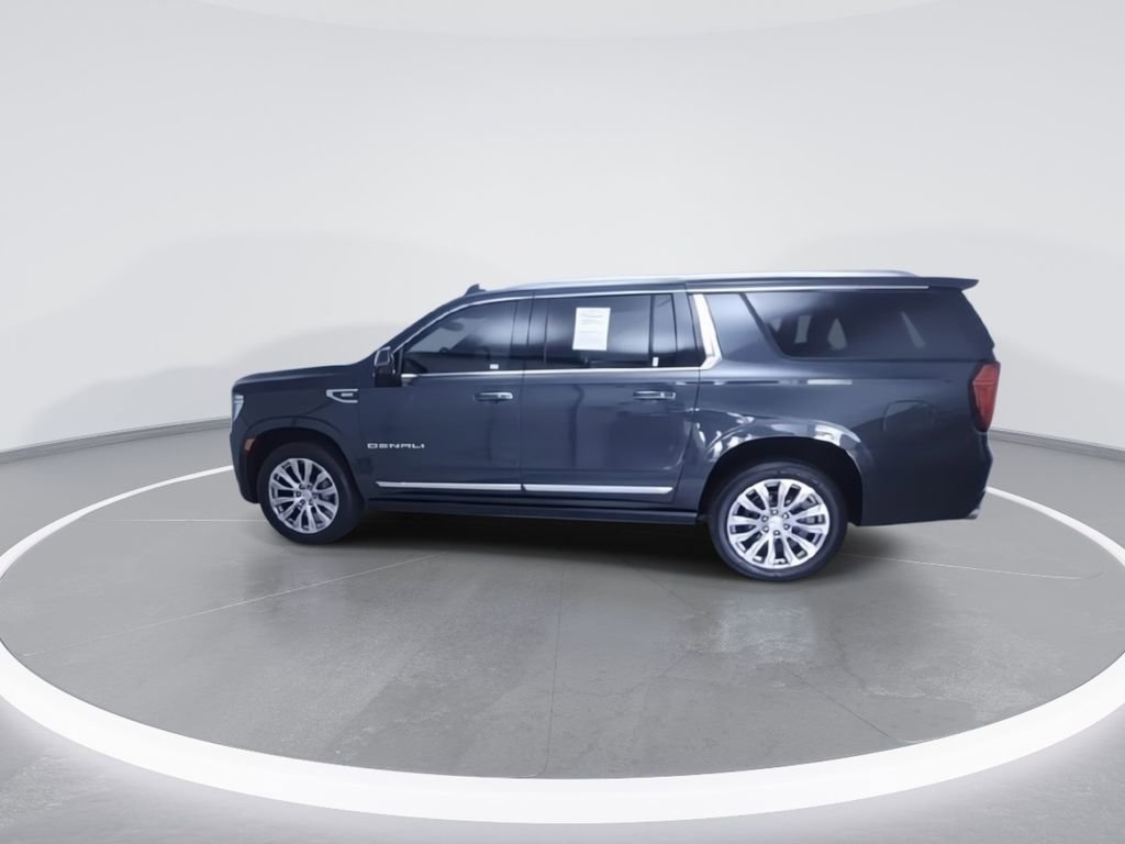Used 2022 GMC Yukon XL Denali AWD/4WD image 7