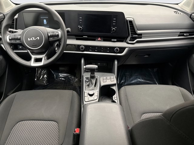 Used 2025 Kia Sportage LX image 14