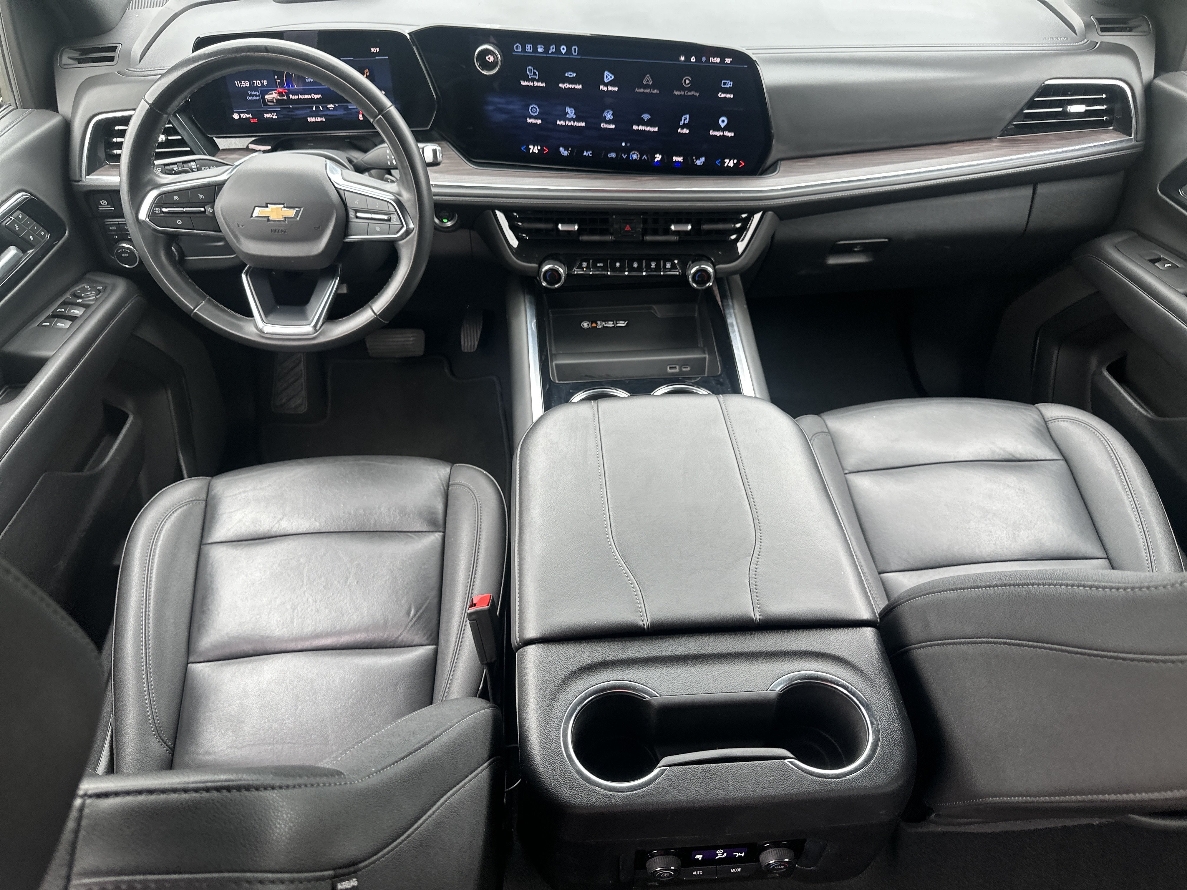 Used 2025 Chevrolet Suburban LT AWD/4WD image 22