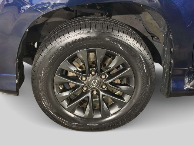 Certified 2023 Lexus GX 460 Premium w/ Premium Package AWD/4WD image 7
