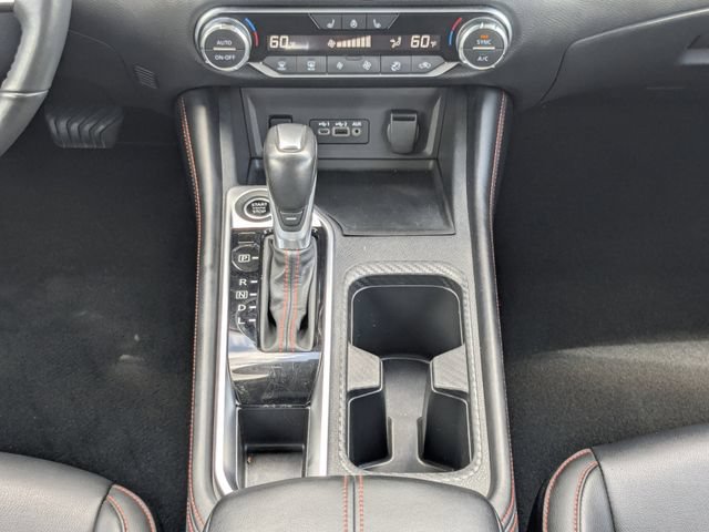 Used 2025 Nissan Sentra SR w/ SR Premium Package FWD image 21