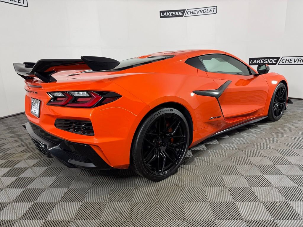 New 2026 Chevrolet Corvette Z06 w/ Z07 Performance Package image 7