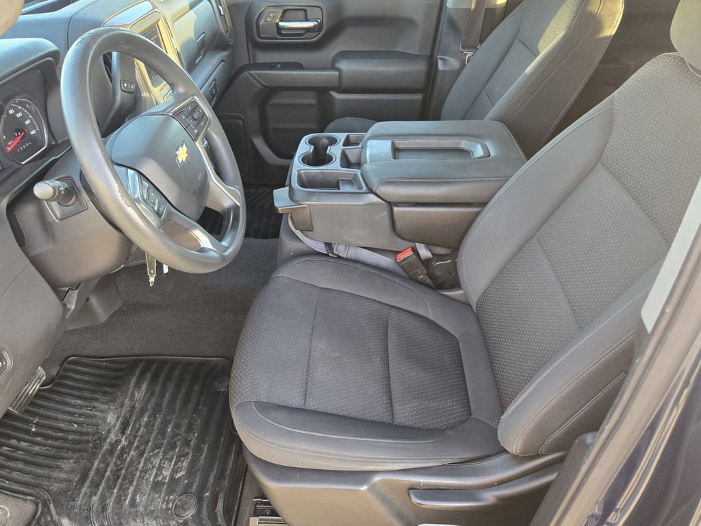 Used 2022 Chevrolet Silverado 1500 Custom w/ Safety Confidence Package image 12