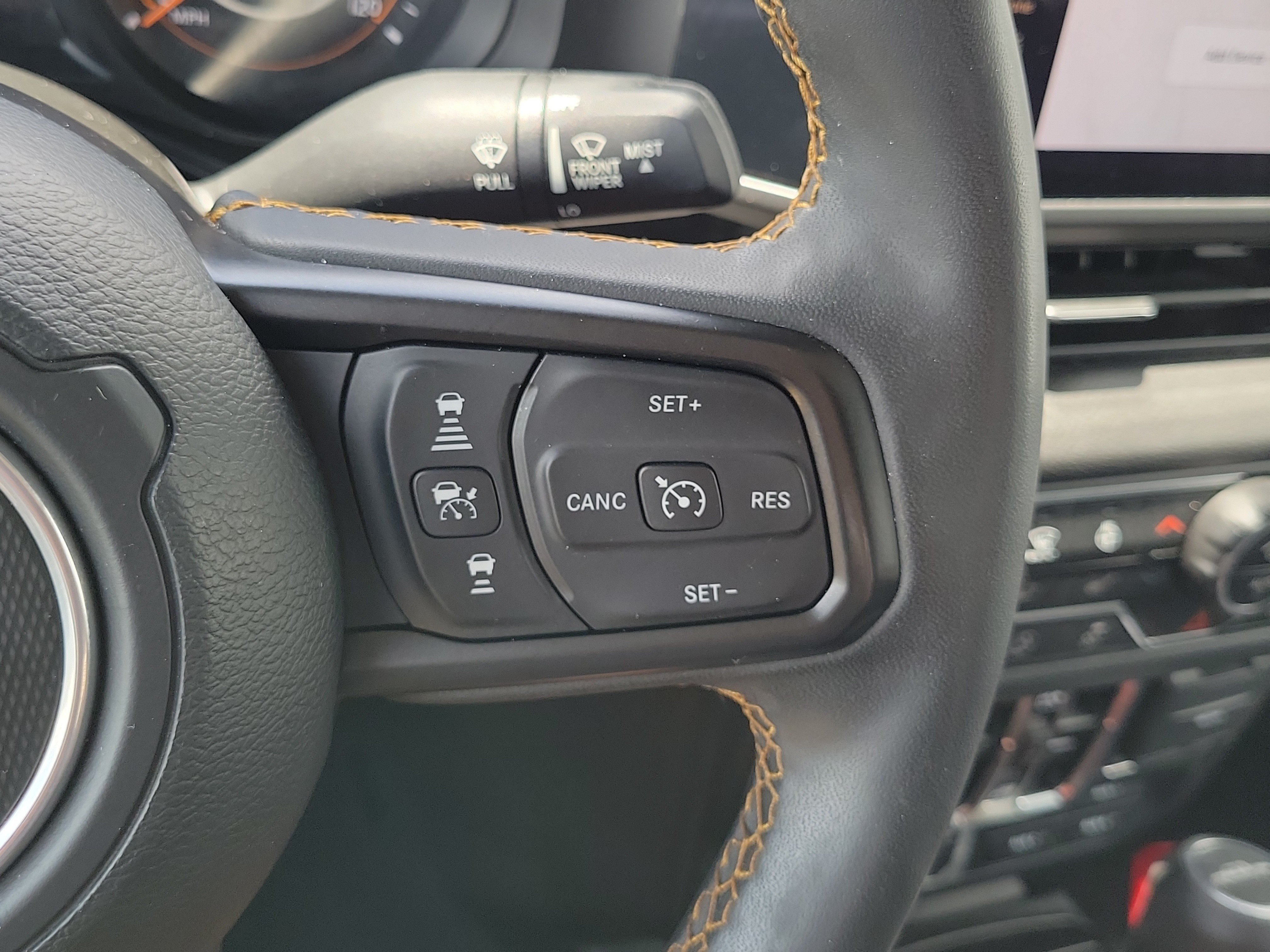 Used 2024 Jeep Gladiator Sport AWD/4WD image 24