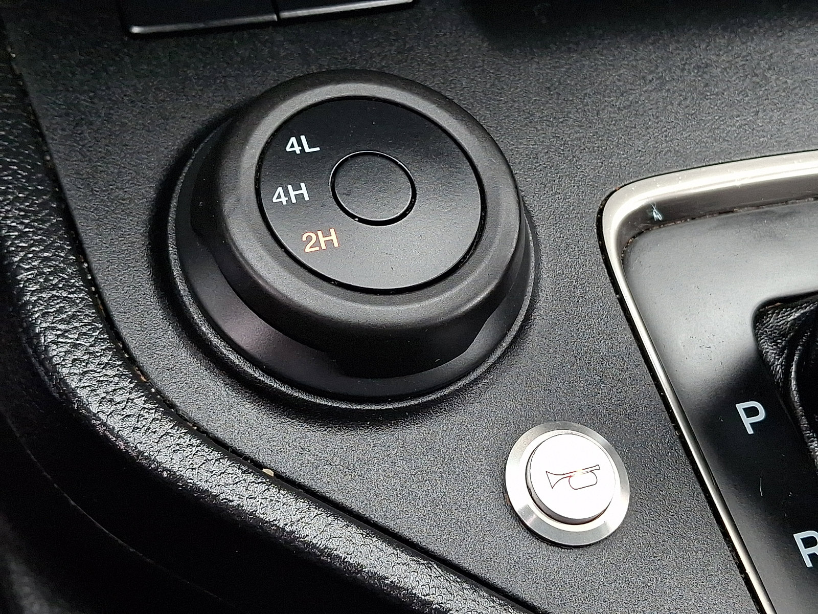 Certified 2020 Ford Ranger XLT w/ Equipment Group 301A Mid image 25