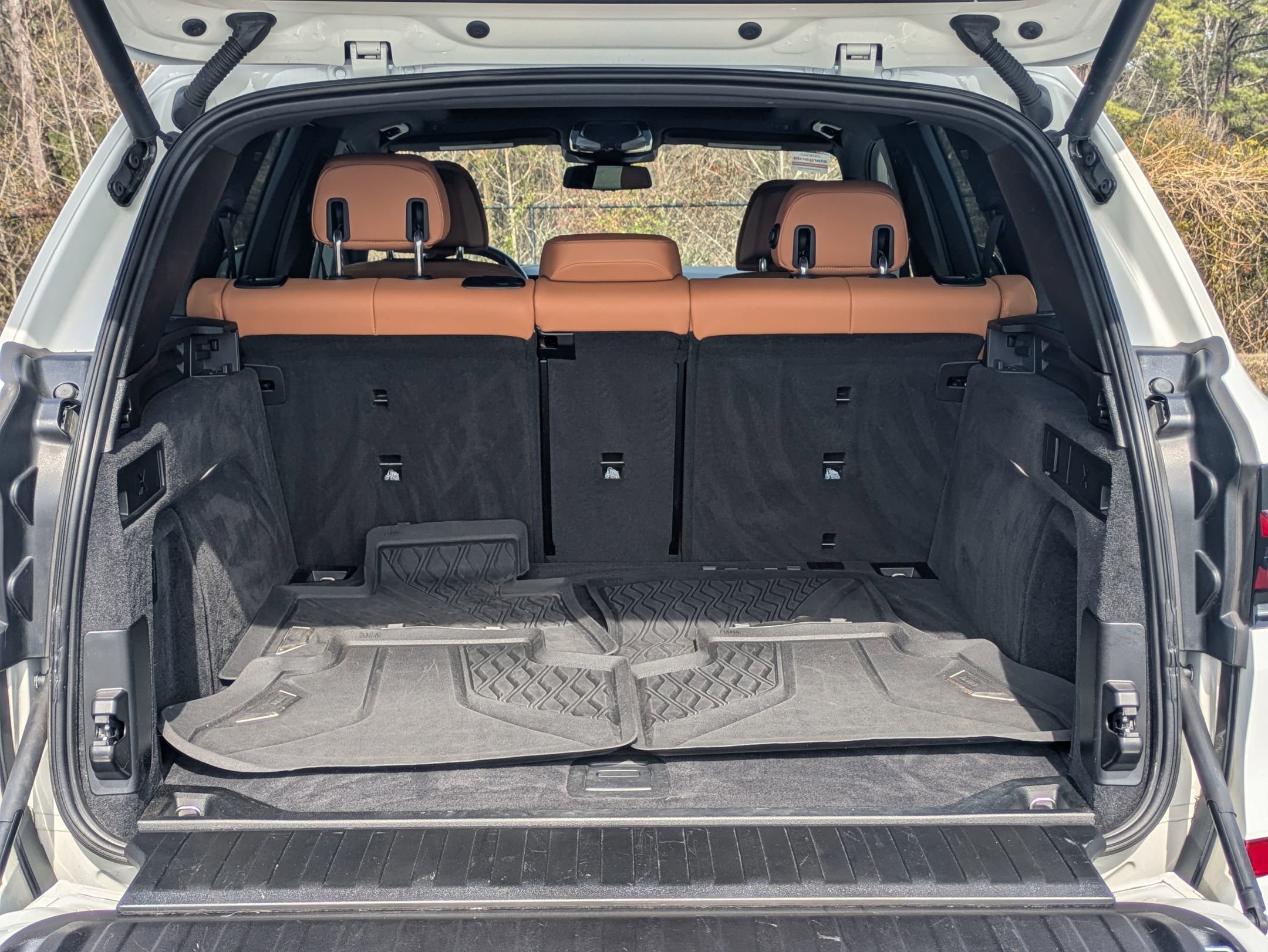 Used 2024 BMW X5 xDrive40i w/ M Sport Package image 28