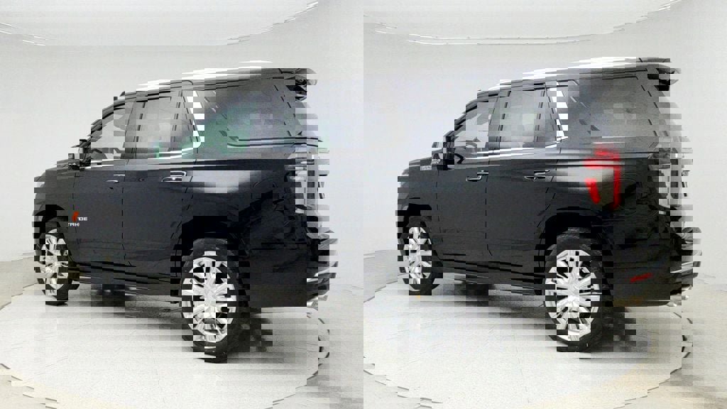 Used 2024 Chevrolet Tahoe High Country w/ Advanced Technology Package image 7