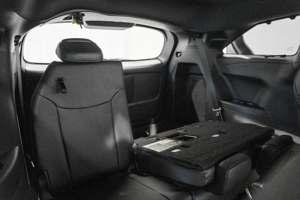 New 2026 Toyota Sienna XLE Woodland Edition AWD/4WD image 36