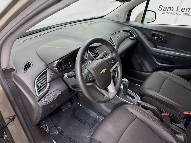 Used 2021 Chevrolet Trax LT w/ Driver Confidence Package image 9