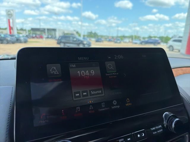 Used 2023 Nissan Armada SL w/ Captain's Chairs Package image 15