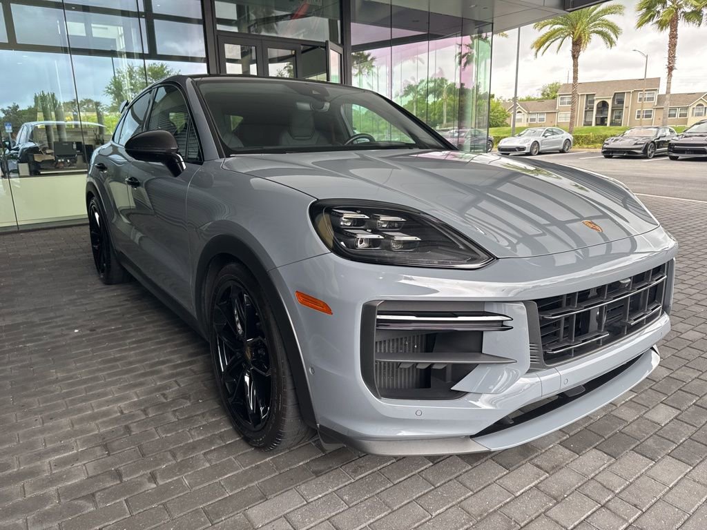 Certified 2024 Porsche Cayenne Turbo GT AWD/4WD image 4