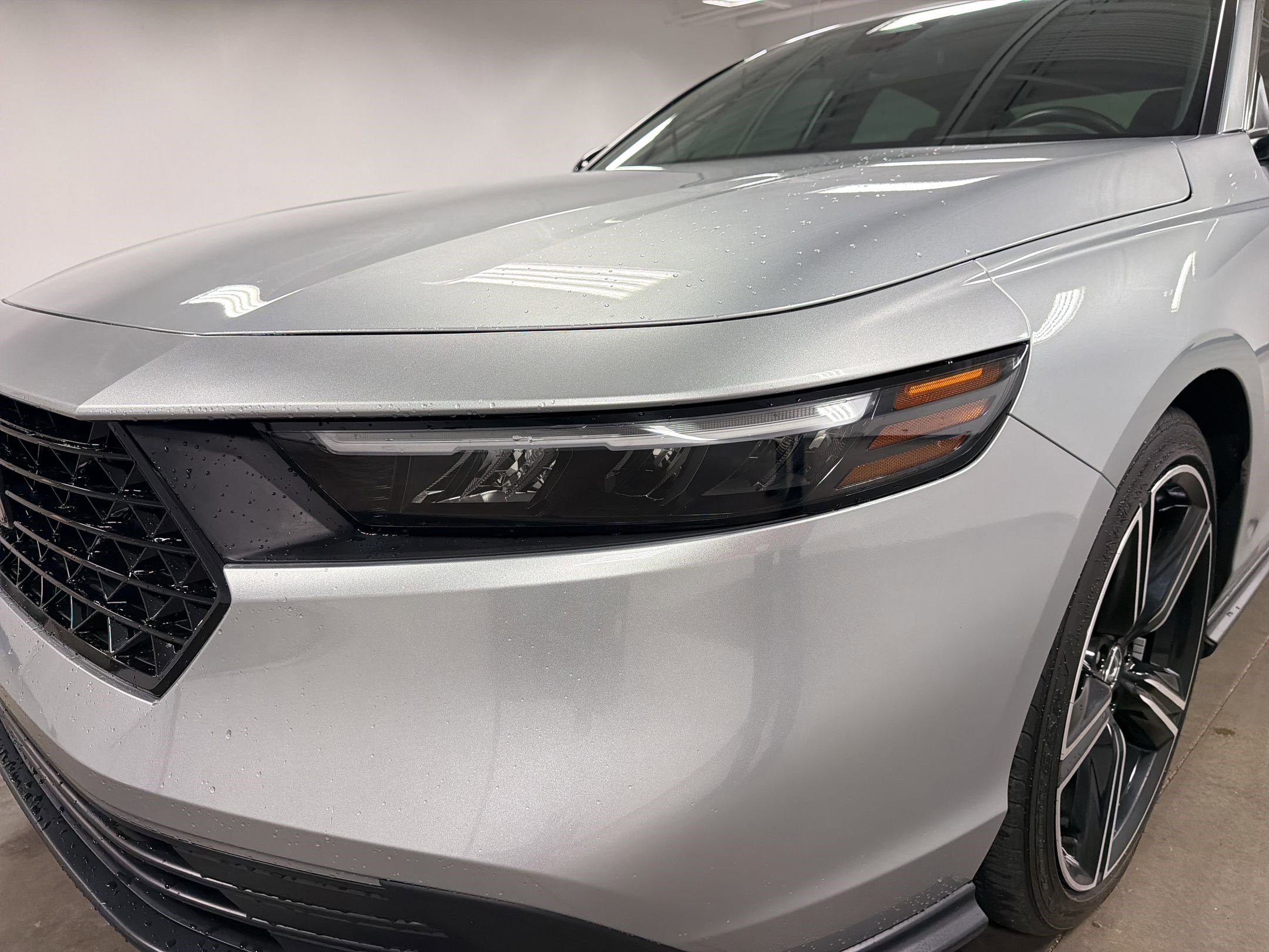 Used 2025 Honda Accord Sport image 10