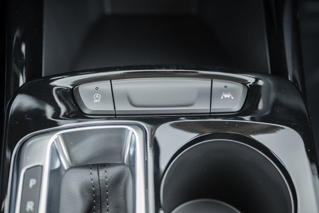 New 2026 Chevrolet Trax LT w/ Driver Confidence Package FWD image 27