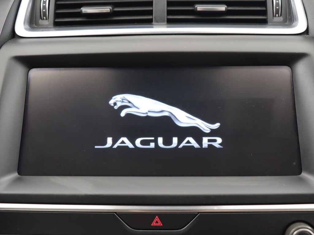 Used 2020 Jaguar E-PACE AWD/4WD image 25
