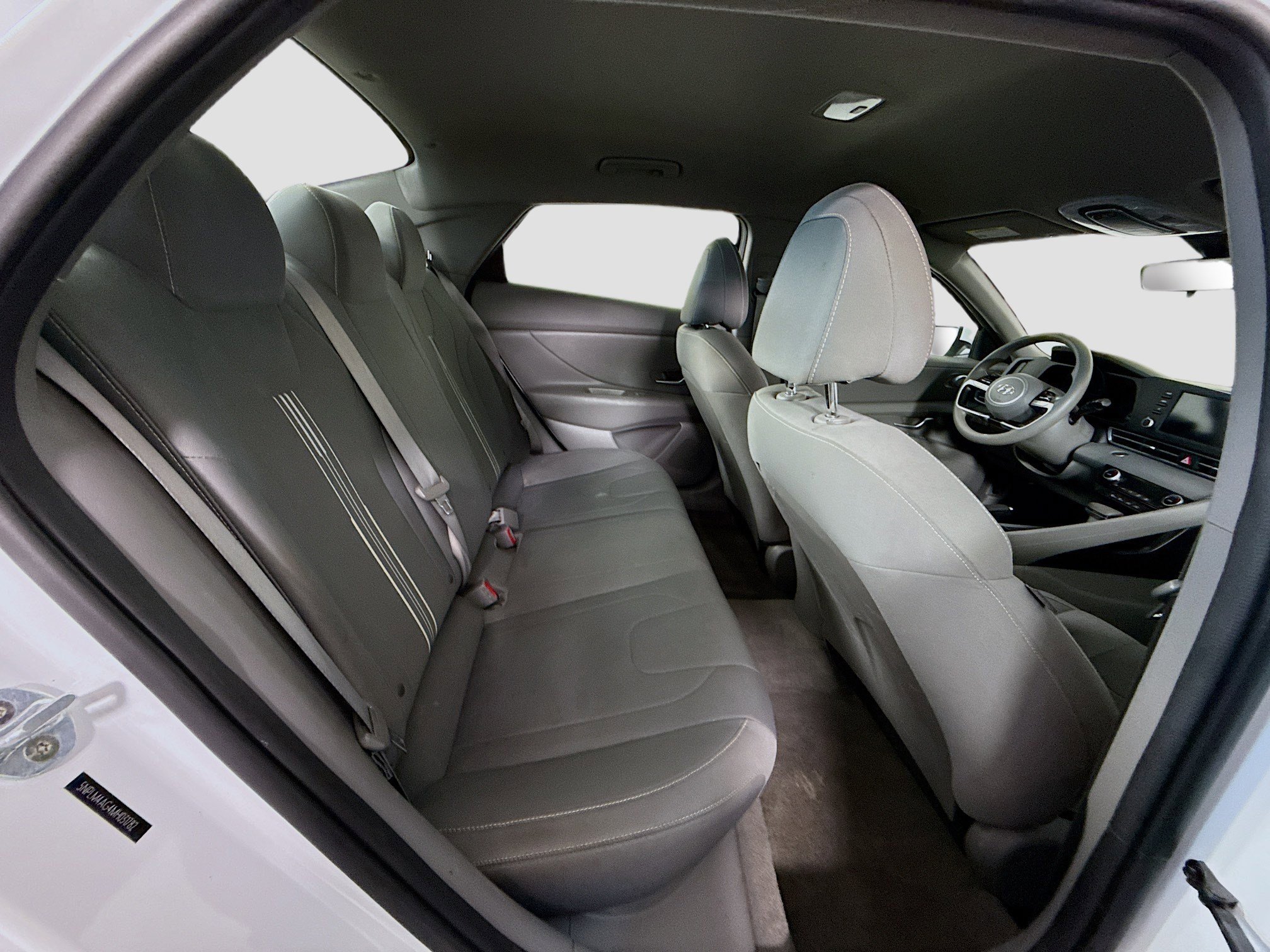 Used 2021 Hyundai Elantra SEL image 27