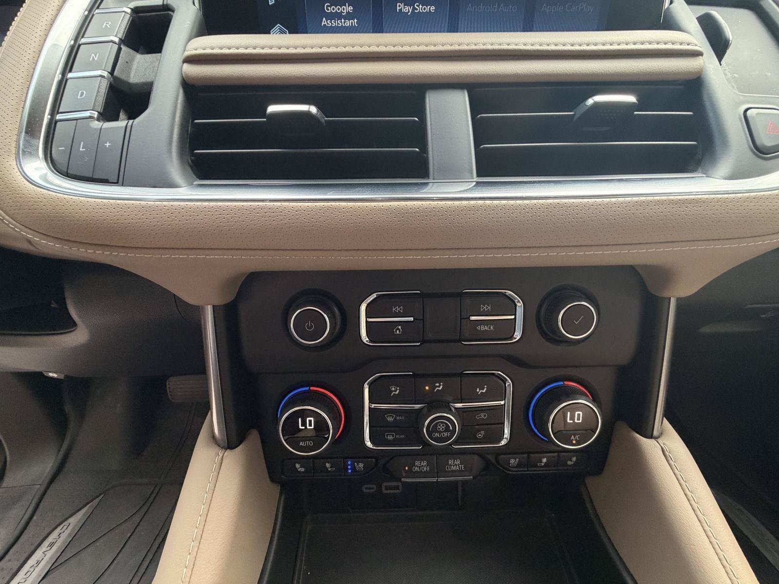 Used 2023 Chevrolet Tahoe Premier w/ Advanced Technology Package AWD/4WD image 30