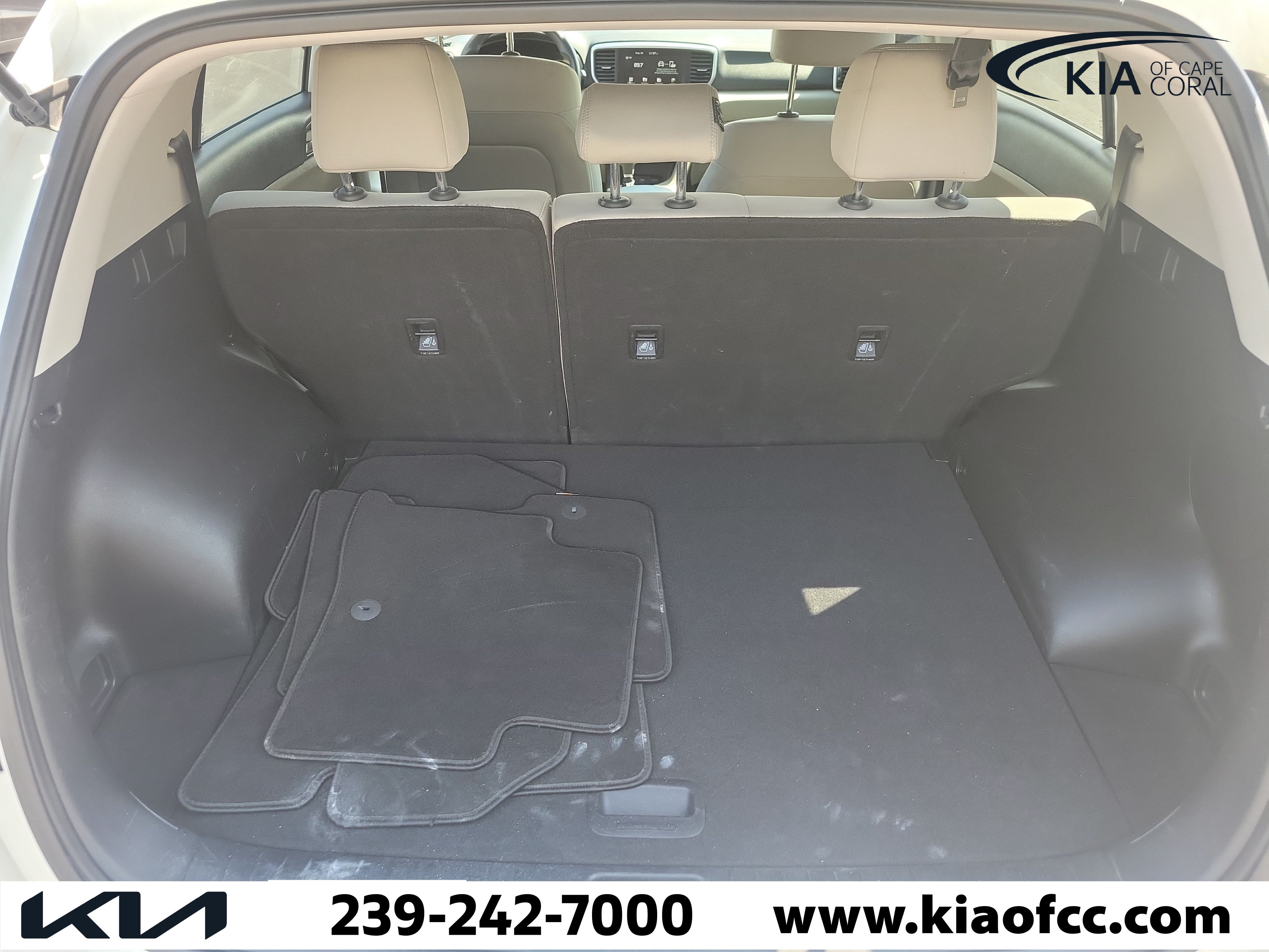 Used 2020 Kia Sportage LX FWD image 11