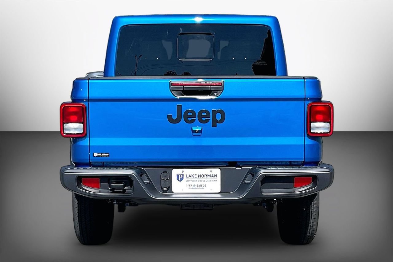 New 2026 Jeep Gladiator Sport AWD/4WD image 7