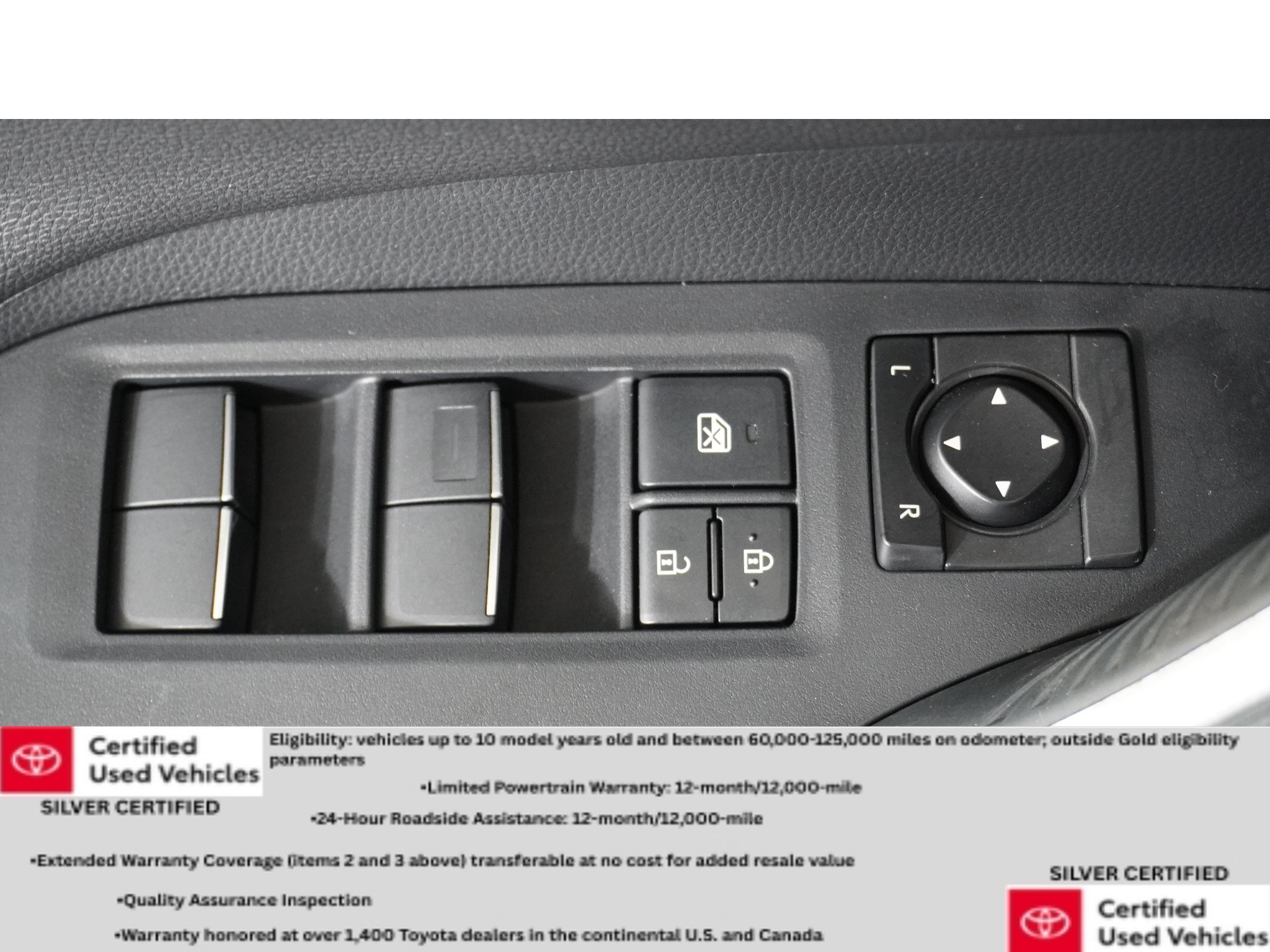 Used 2019 Toyota RAV4 Limited AWD/4WD image 16