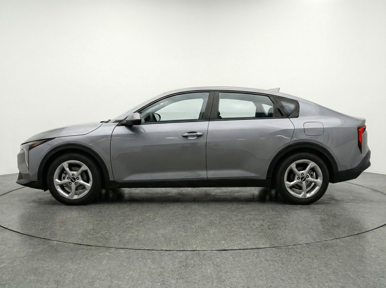 Used 2025 Kia K4 LXS image 5